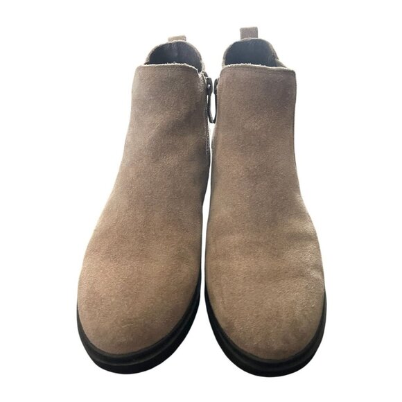 Easy Spirit Martha Stewart Tan Suede Chelsea Boots w/ zipper Size 6.5 W - Picture 6 of 11